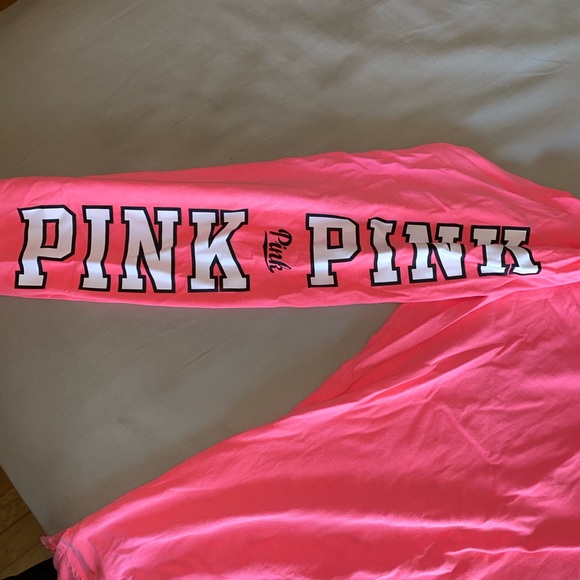 VS PINK long sleeve - Picture 3 of 4